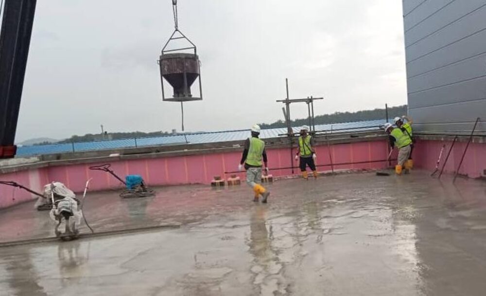 Reinforced concrete slab works at an industrial site